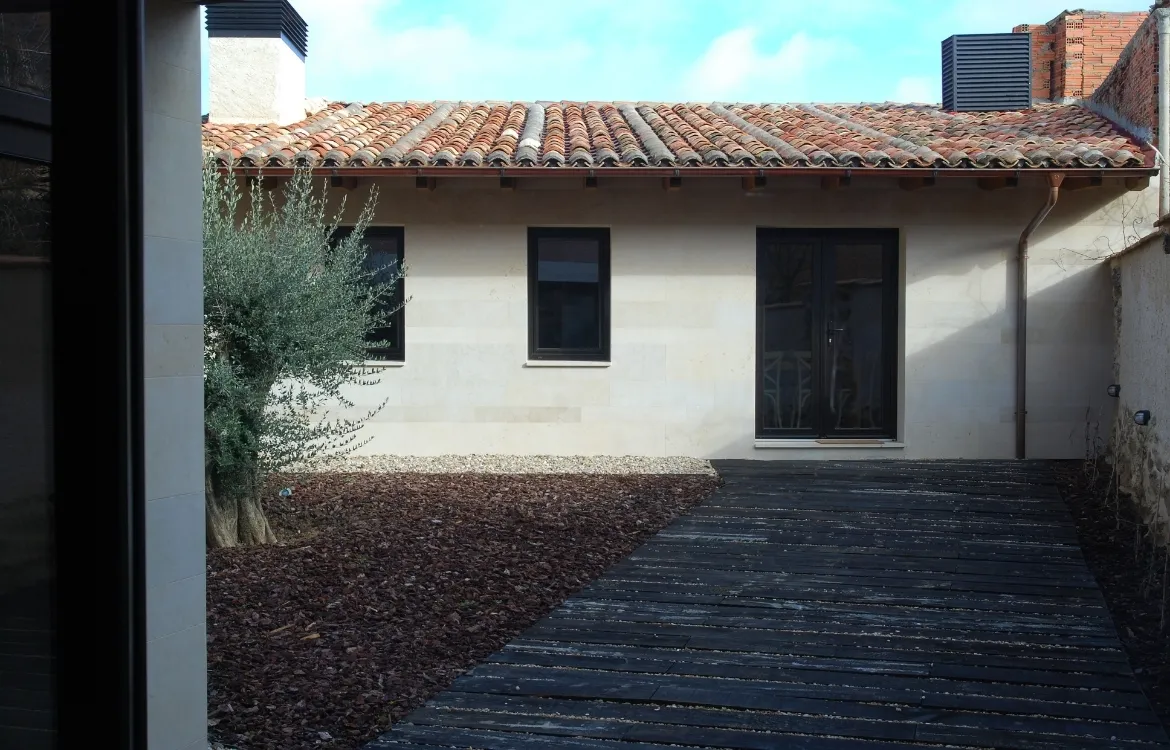 Habitatge unifamiliar Gumiel 11 Ral64 arquitectura. Habitatge unifamiliar Gumiel