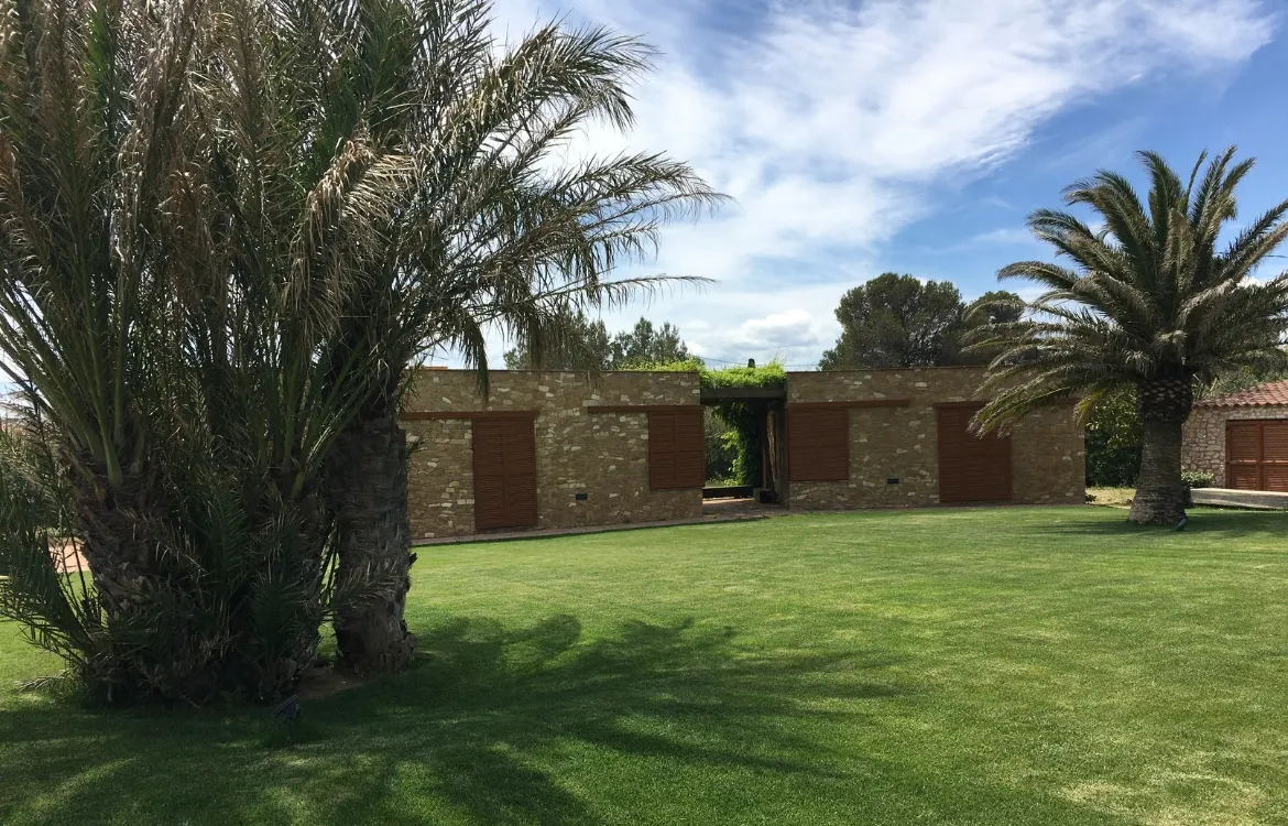 Casa Besins 4 Ral64 arquitectura. Casa Besins