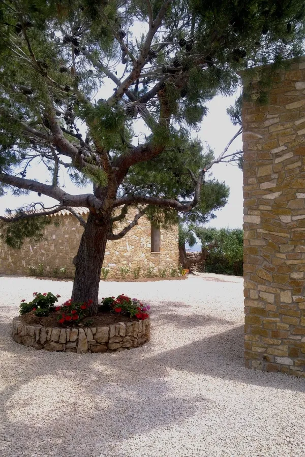 Casa Besins 6 Ral64 arquitectura. Casa Besins