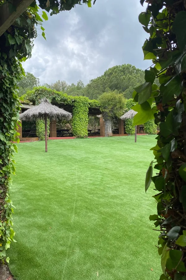 Piscina Tiana 8 Ral64 arquitectura. Piscina Tiana